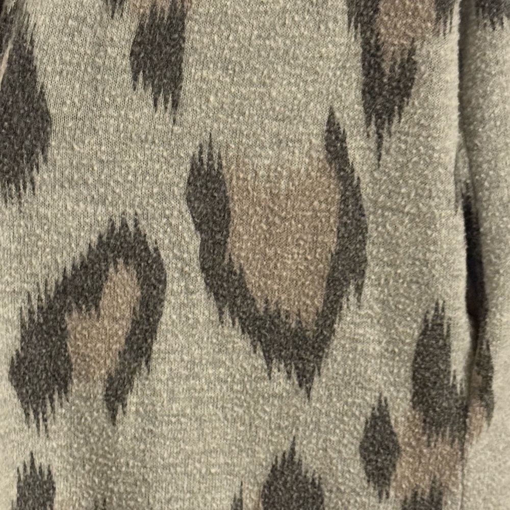 Leopard Print Duster - Picture 2 of 3